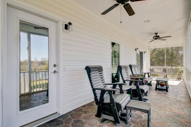 933 Tree Farm Lane, Cross, SC 29436