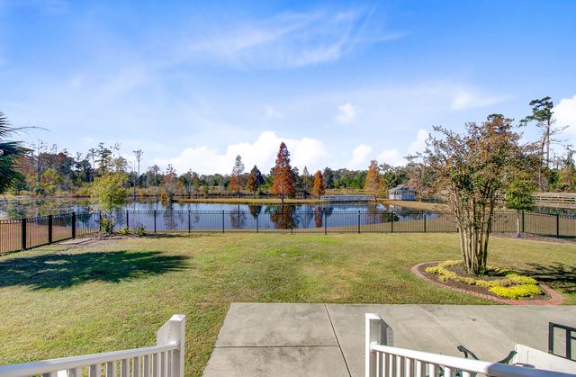 933 Tree Farm Lane, Cross, SC 29436