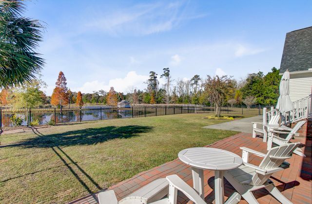 933 Tree Farm Lane, Cross, SC 29436