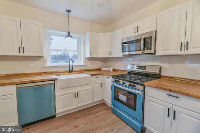678 DELAWARE AVENUE, Roebling, NJ 08554