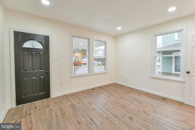678 DELAWARE AVENUE, Roebling, NJ 08554