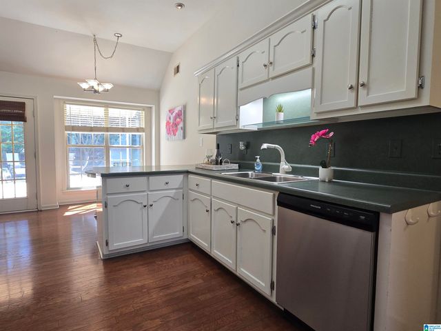 1432 PRIMROSE LANE, Hoover, AL 35244