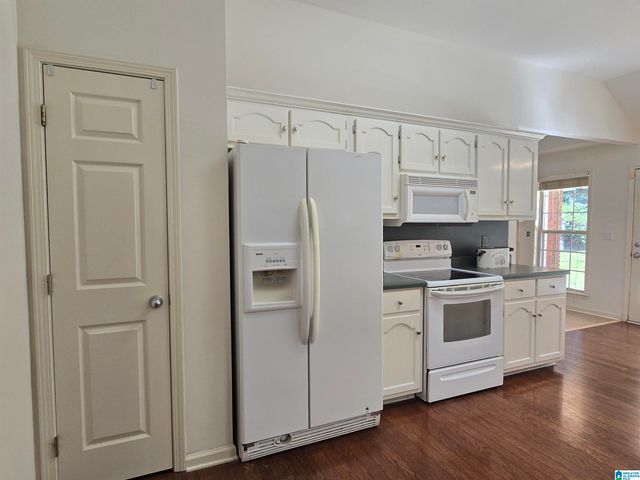 1432 PRIMROSE LANE, Hoover, AL 35244