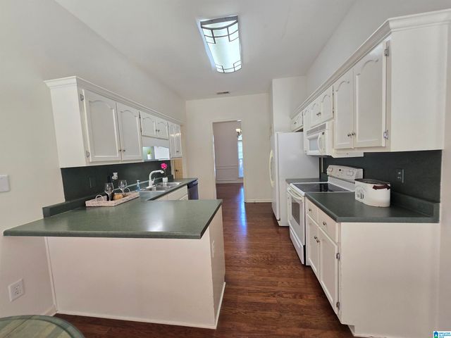 1432 PRIMROSE LANE, Hoover, AL 35244