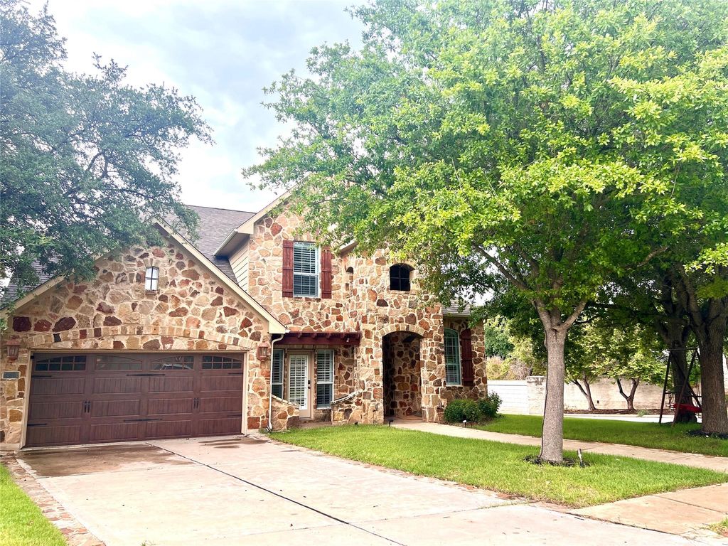13000 Bloomfield Hills LN, Austin, TX 78732