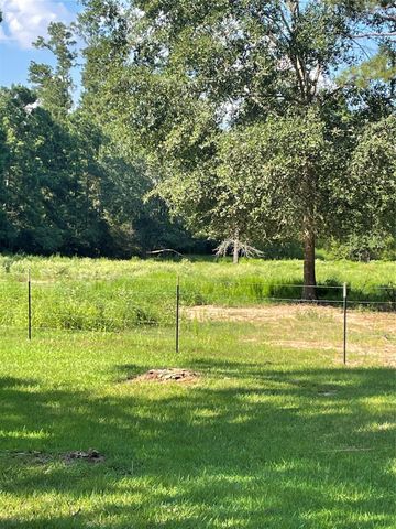 765 Fm 2781, Lovelady, TX 75851