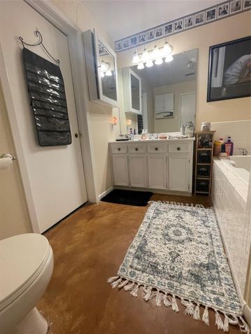 765 Fm 2781, Lovelady, TX 75851