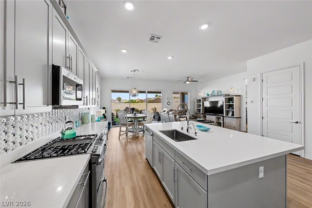 9 Charlotte Ridge Place, Henderson, NV 89011