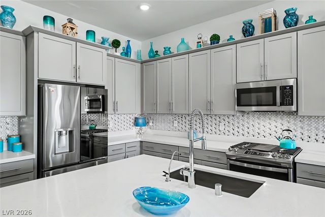 9 Charlotte Ridge Place, Henderson, NV 89011