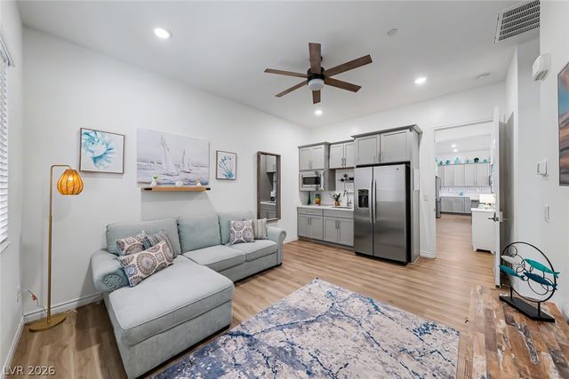 9 Charlotte Ridge Place, Henderson, NV 89011