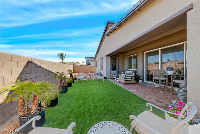 9 Charlotte Ridge Place, Henderson, NV 89011