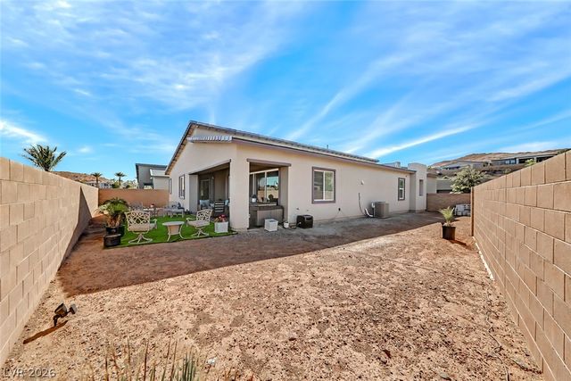 9 Charlotte Ridge Place, Henderson, NV 89011