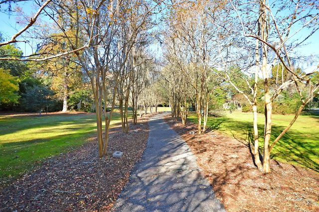 211 E Richardson Avenue, Summerville, SC 29483