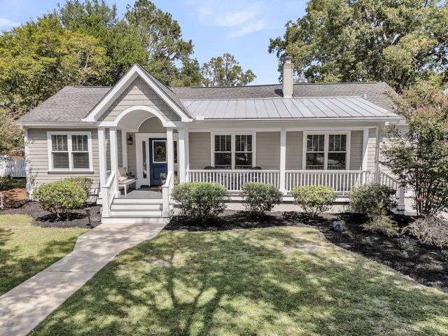 211 E Richardson Avenue, Summerville, SC 29483