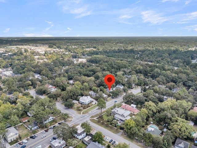 211 E Richardson Avenue, Summerville, SC 29483