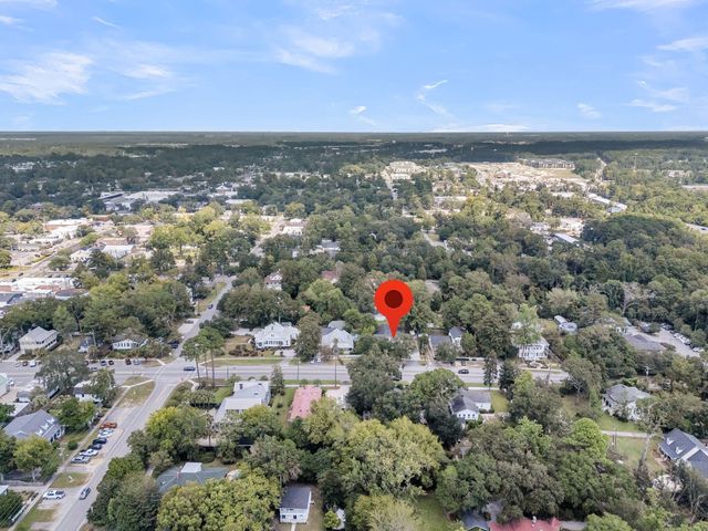 211 E Richardson Avenue, Summerville, SC 29483