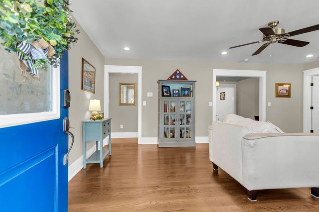 211 E Richardson Avenue, Summerville, SC 29483