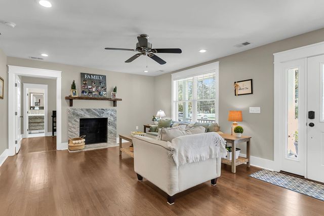 211 E Richardson Avenue, Summerville, SC 29483