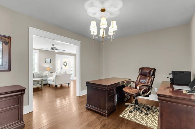 211 E Richardson Avenue, Summerville, SC 29483