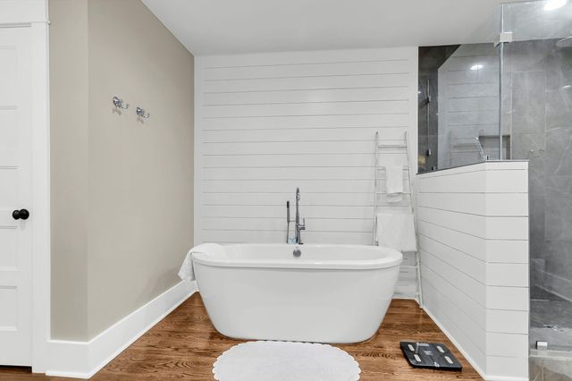 211 E Richardson Avenue, Summerville, SC 29483