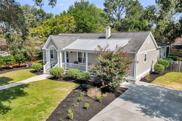 211 E Richardson Avenue, Summerville, SC 29483