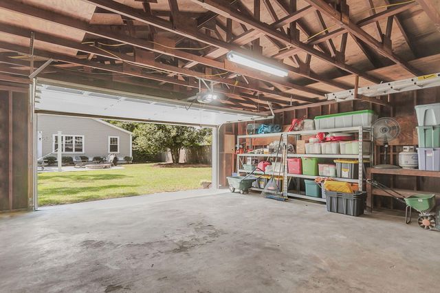 211 E Richardson Avenue, Summerville, SC 29483