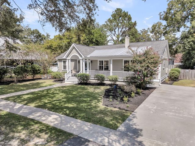 211 E Richardson Avenue, Summerville, SC 29483