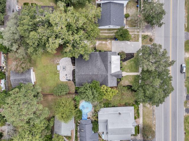 211 E Richardson Avenue, Summerville, SC 29483