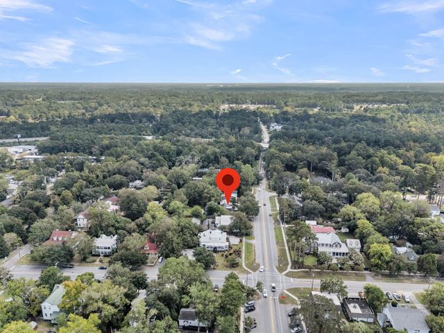 211 E Richardson Avenue, Summerville, SC 29483