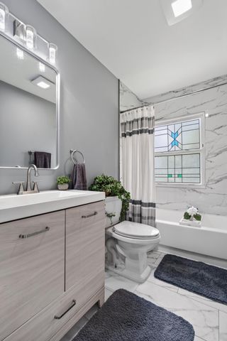 8207 W 127th Avenue, Cedar Lake, IN 46303