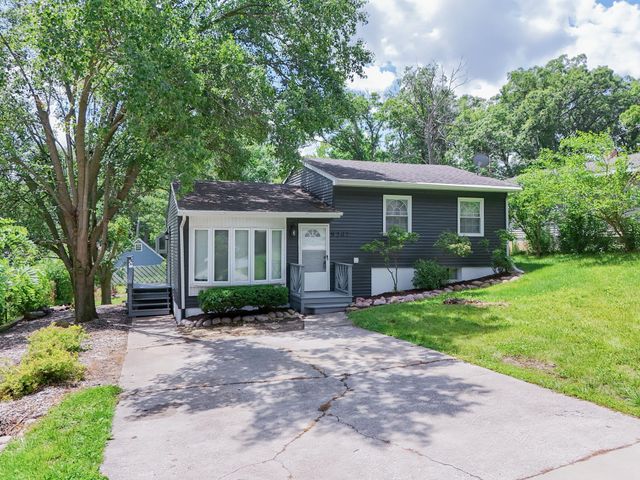 8207 W 127th Avenue, Cedar Lake, IN 46303