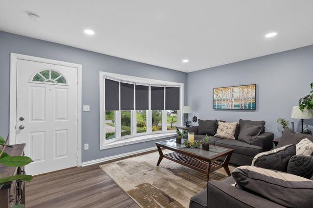 8207 W 127th Avenue, Cedar Lake, IN 46303