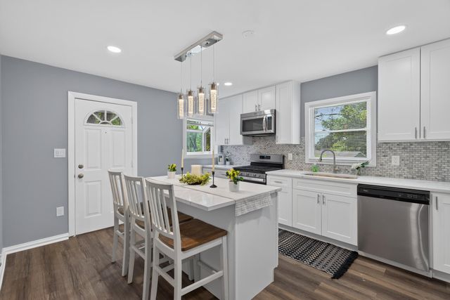 8207 W 127th Avenue, Cedar Lake, IN 46303