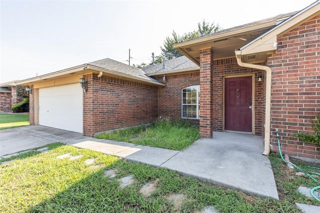 1833 Parkridge Drive, Norman, OK 73071