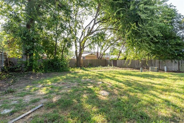 1833 Parkridge Drive, Norman, OK 73071