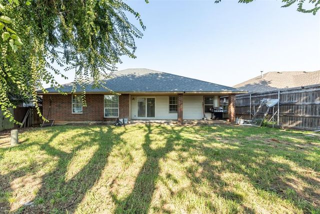 1833 Parkridge Drive, Norman, OK 73071