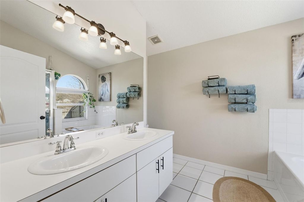 Image 26 of property listing at 4112 SAVAGE STATION CIRCLE, New Port Richey, FL 34653