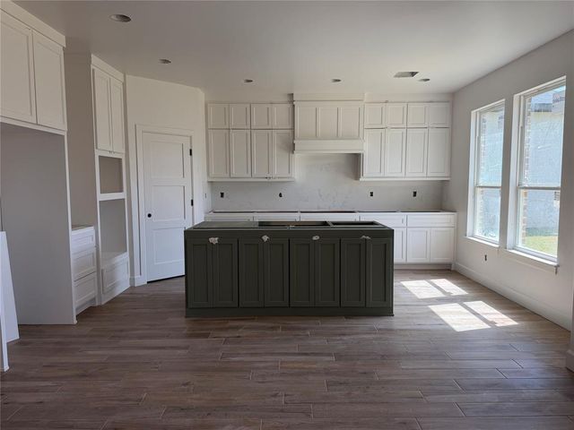 12805 Cobblestone Curve Road, Oklahoma City, OK 73142
