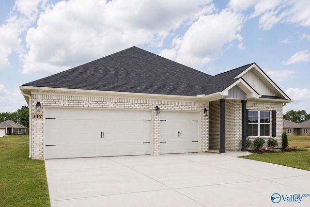 122 Gulf Hills Avenue, Toney, AL 35773