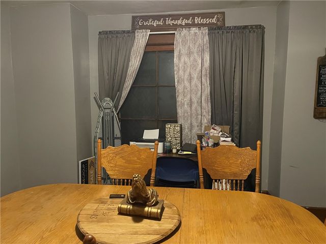 705 E Lutton St, New Castle, PA 16101