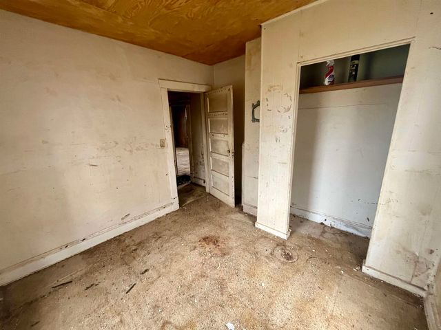 513 N BATH AVE, Waynesboro, VA 22980