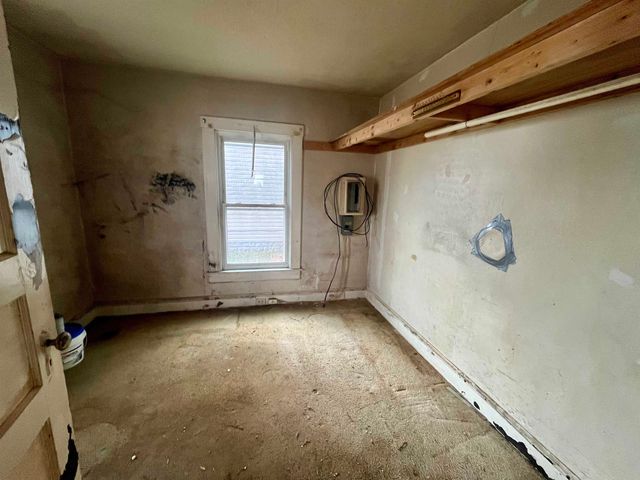 513 N BATH AVE, Waynesboro, VA 22980