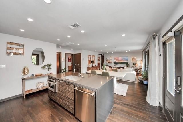 1410 Hyde Park Boulevard 203, Houston, TX 77006