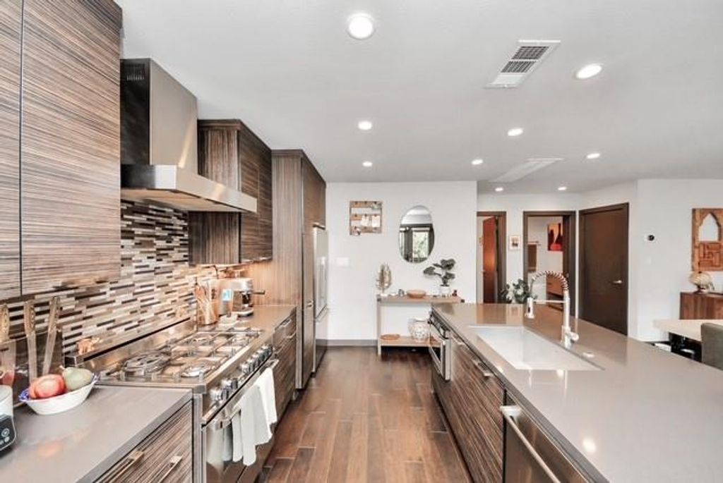 1410 Hyde Park Boulevard 203, Houston, TX 77006