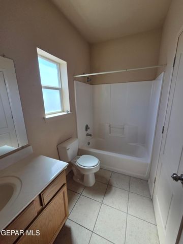10400 SILVERCLOUD Drive, El Paso, TX 79924