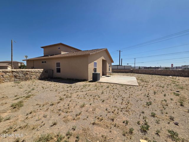 10400 SILVERCLOUD Drive, El Paso, TX 79924