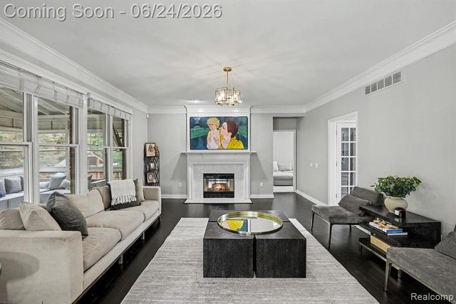 4575 Northridge Court, West Bloomfield, MI 48323