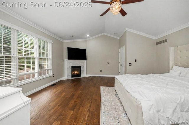 4575 Northridge Court, West Bloomfield, MI 48323