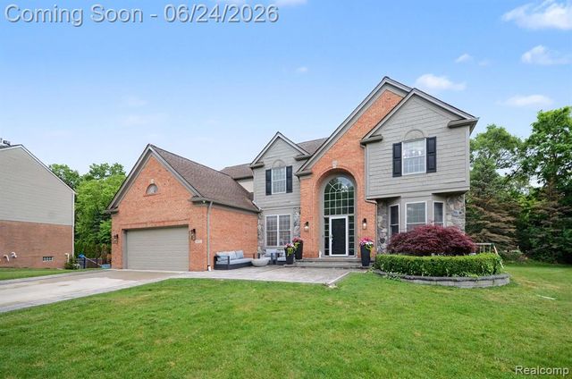 4575 Northridge Court, West Bloomfield, MI 48323