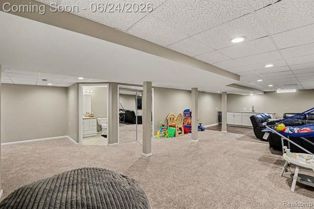 4575 Northridge Court, West Bloomfield, MI 48323